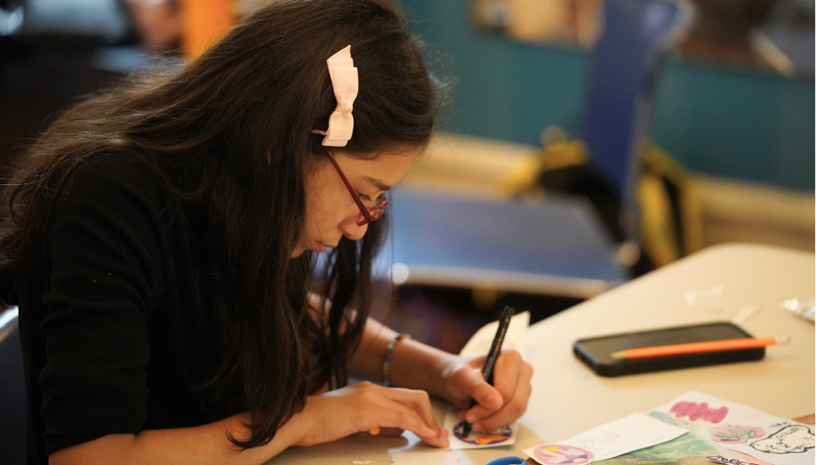Ms. Ghail - Photo 02 1